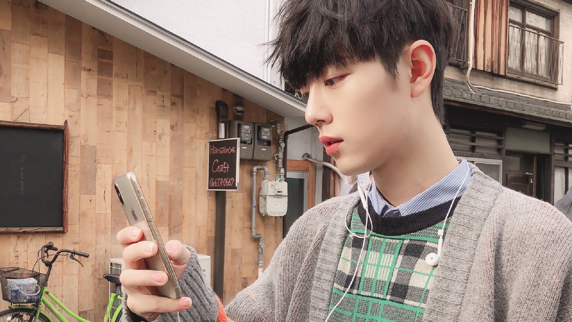 草原雄鹰对阵法国新王，新疆队带走国王之战，文班亚马书写关键传奇