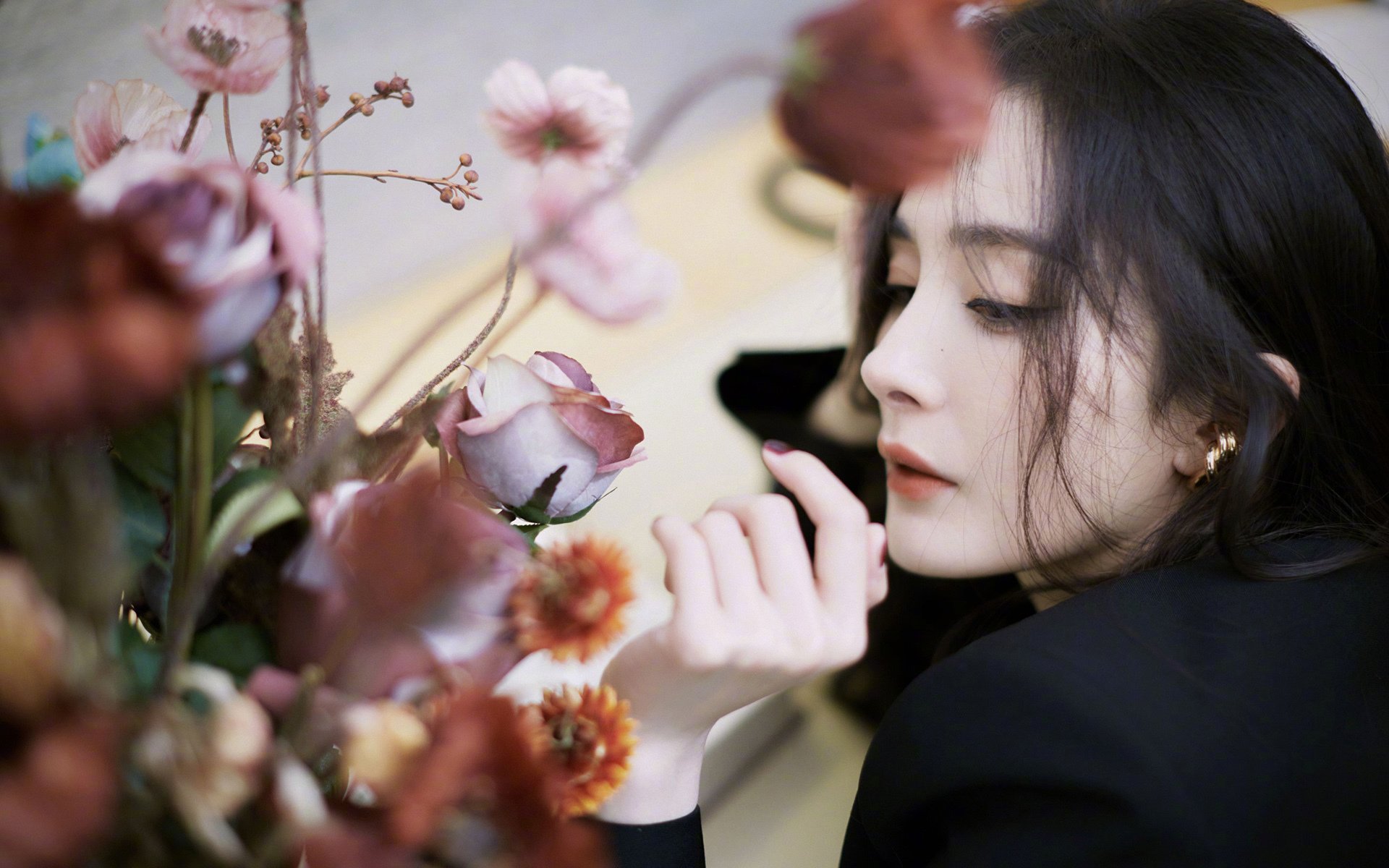 破碎的镣铐与燃烧的熔炉，罗德里戈的救赎与皇家社会的寒冰火力