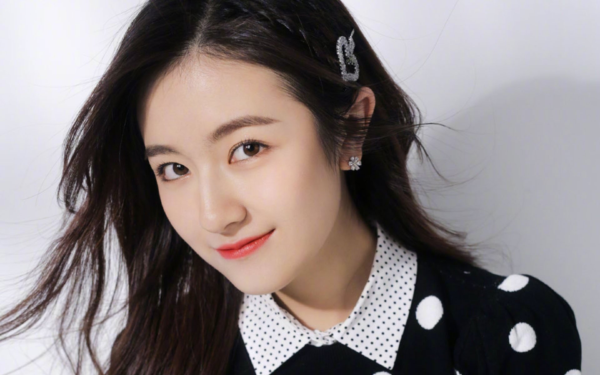 巴黎完胜日本，格列兹曼为何是天生的大场面先生？